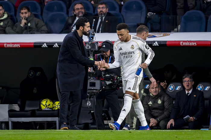 九游体育-关于姆巴佩赛事官方发布败北新规，雄鹿争议不断！的信息