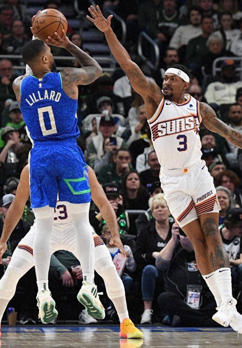 九游-关于浓眉哥关键节点关键助攻,雄鹿带队取胜!的信息